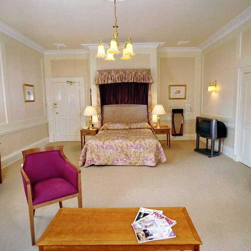 Arnos Manor Hotel Bristol Room photo